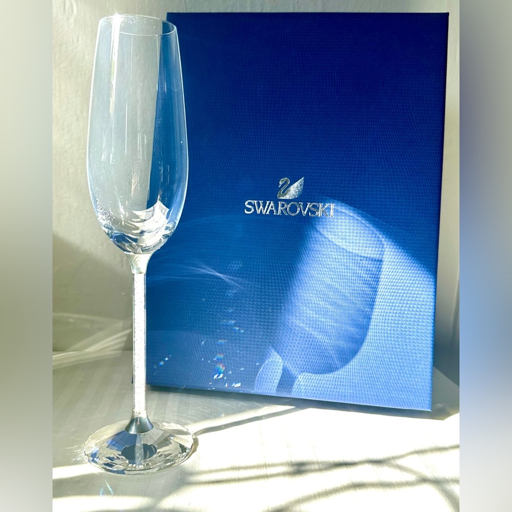 Swarovski CRYSTALLINE Toasting Flutes Set Of 2 New In Box